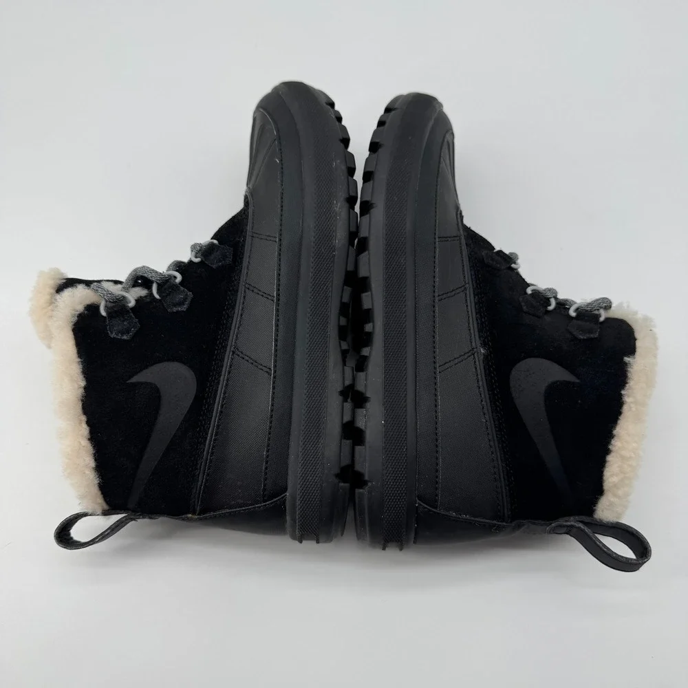 Nike ACG Woodside Chukka Duck Boots‎ 8.5 Black Faux Fur Lined Leather Outdoor